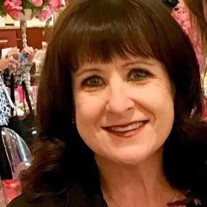 Meet your Posher, Janet